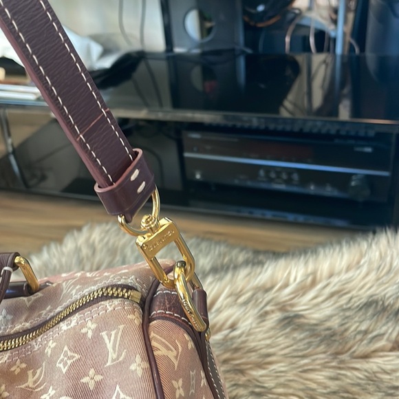 Authentic Louis Vuitton shoulder bag - Picture 5 of 11